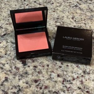 Laura Mercier Blush in Peach Matte Finish